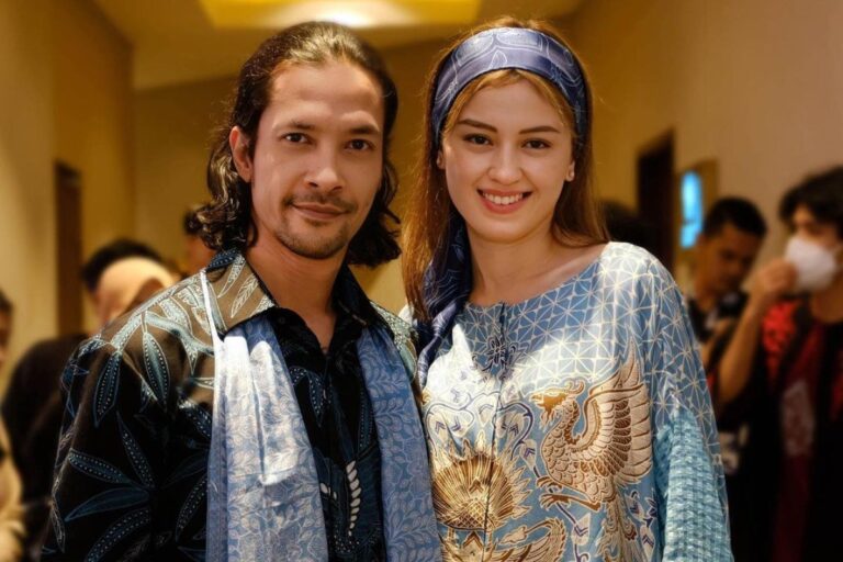 kimberly_ryder_dan_edward_akbar-kuIj_large