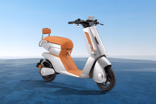 vmove-keren-stardust-slant-rear-view-full-image-266868