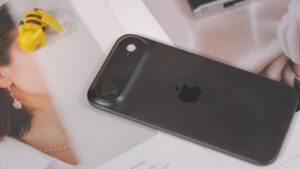 iPhone-17-Air-weight-thickness-and-ridiculously-tiny-battery-specs-leaked