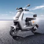 yadea-e8s-pro-slant-front-view-full-image-418396