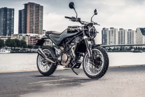 husqvarna-svartpilen-401-slant-rear-view-full-image-412510